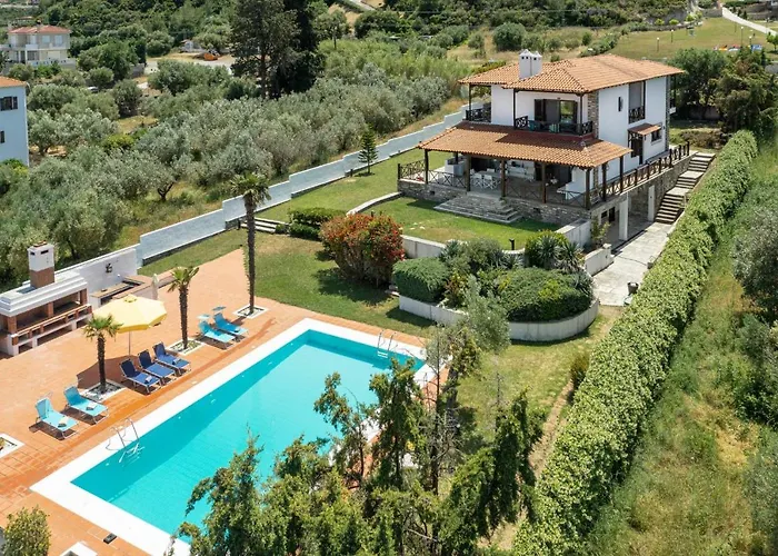 Escada Pool Villa, Near Hanioti #Feelslikehome