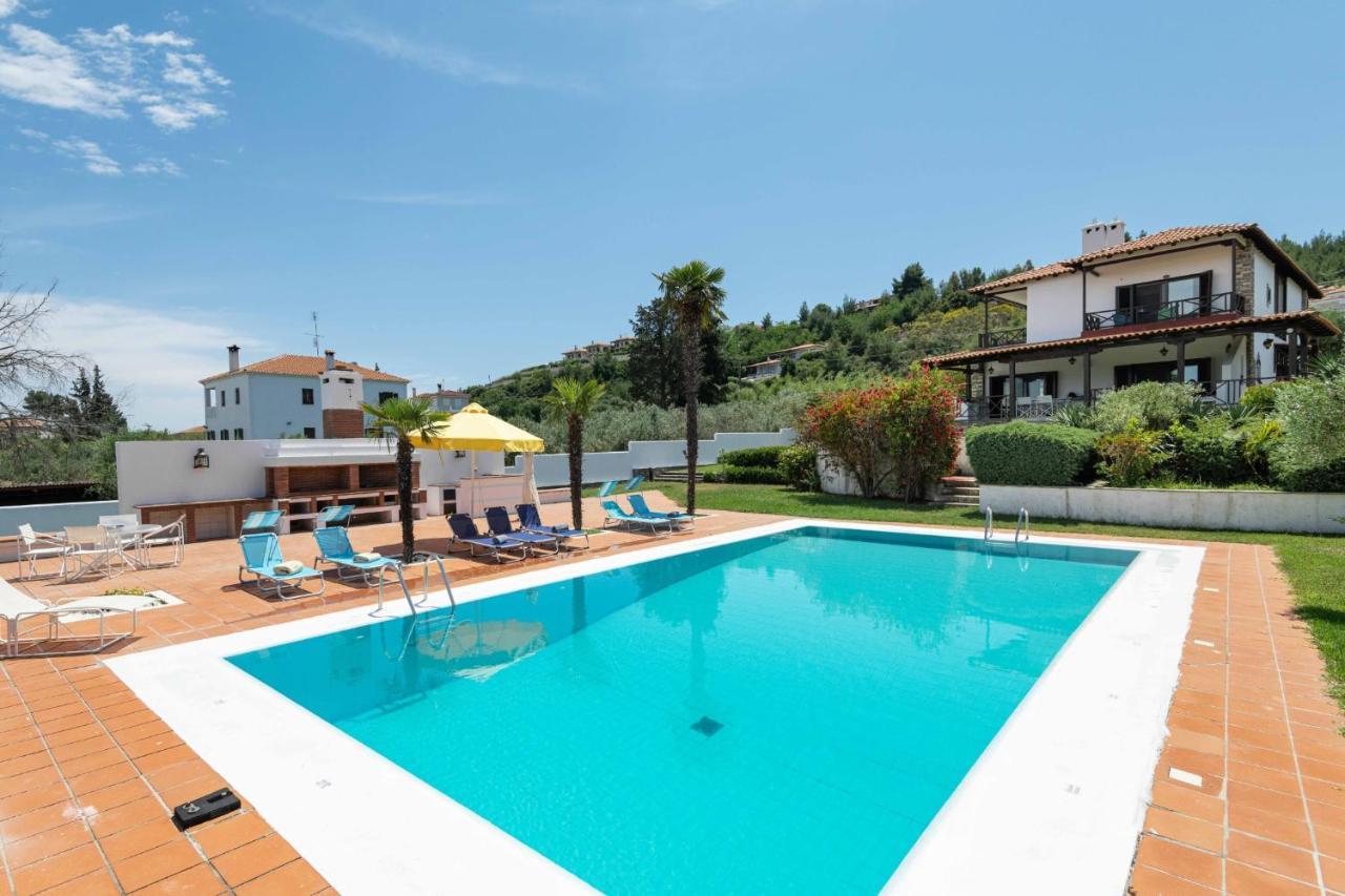Escada Pool Villa, Near Hanioti #feelslikehome Villa Polychrono